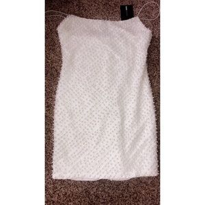 Fashion nova pearl dress tags still on